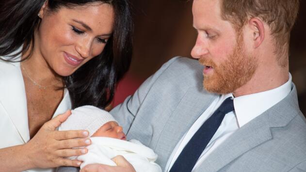 La encantadora postal navideña de los duques de Sussex con su bebé Archie en primer plano
